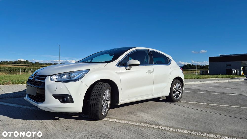 Citroën DS4 1.6 VTi SoChic - 2