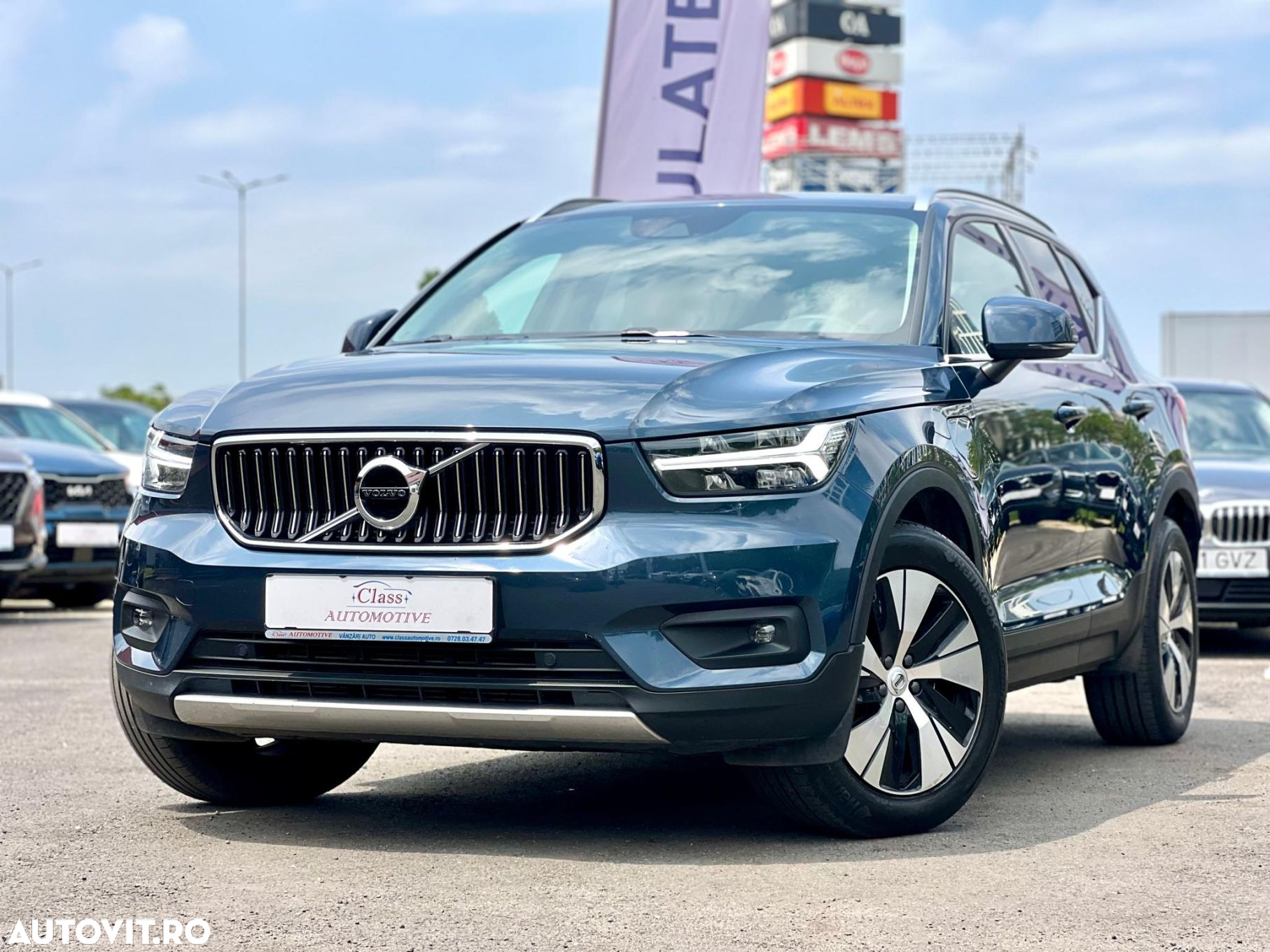 Volvo XC 40 Recharge T4 Twin Engine AT7 Inscription Expression - 4
