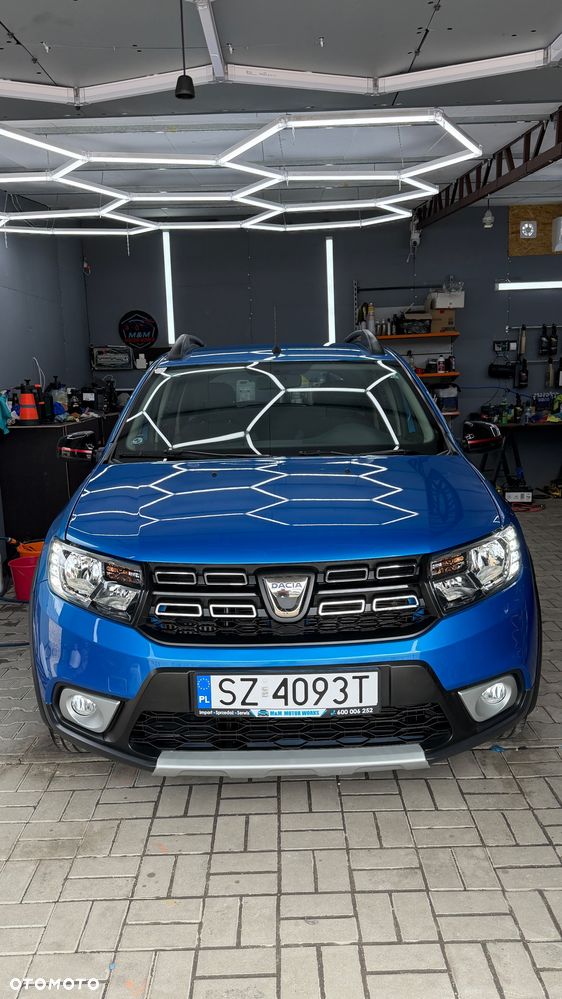 Dacia Sandero 0.9 TCe SL Celebration S&S - 3