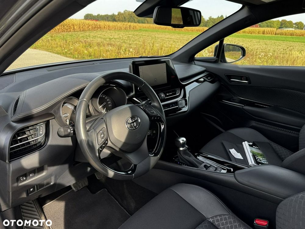 Toyota C-HR - 10