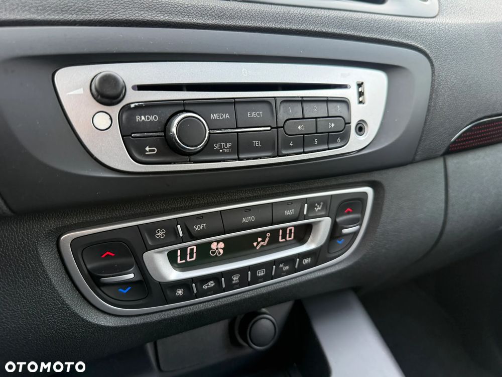 Renault Scenic - 18