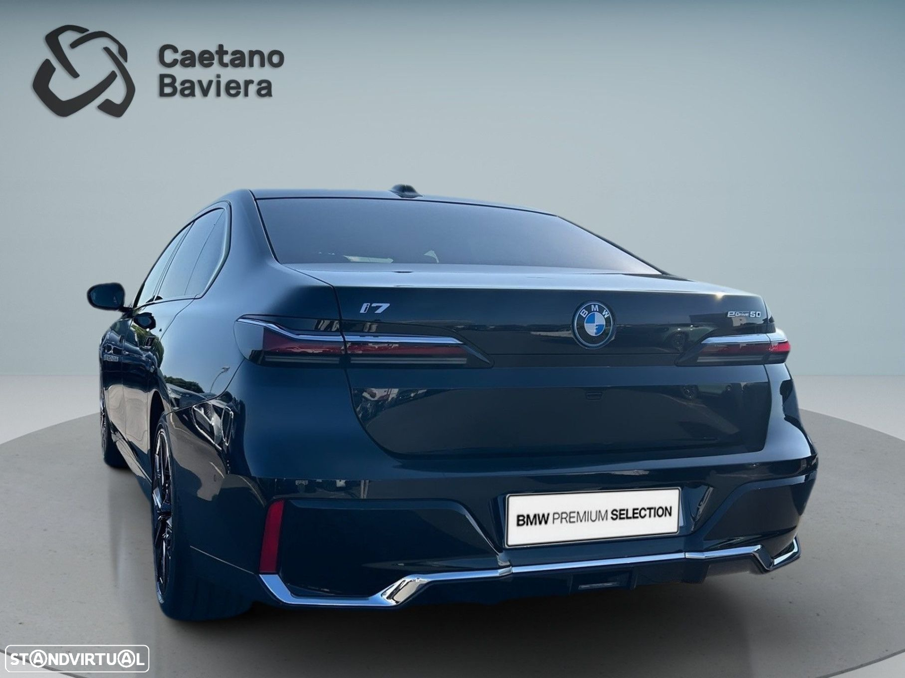 BMW i7 eDrive50 Pack Desportivo M - 2