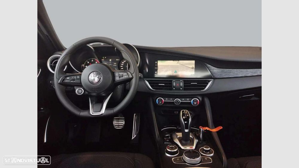 Alfa Romeo Giulia 2.2 D Super AT8 - 7