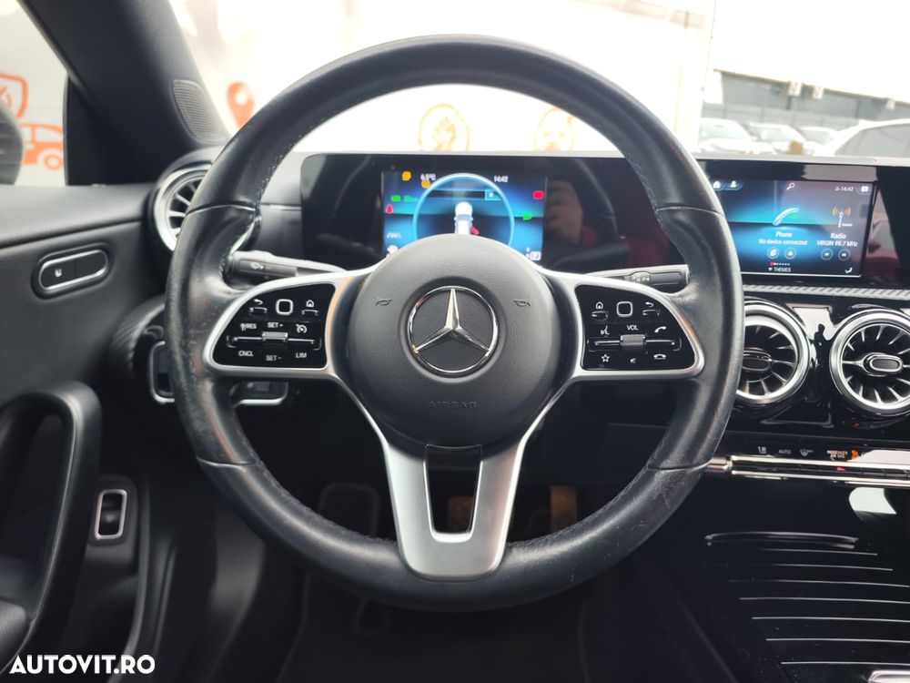 Mercedes-Benz CLA 200 7G-DCT - 11