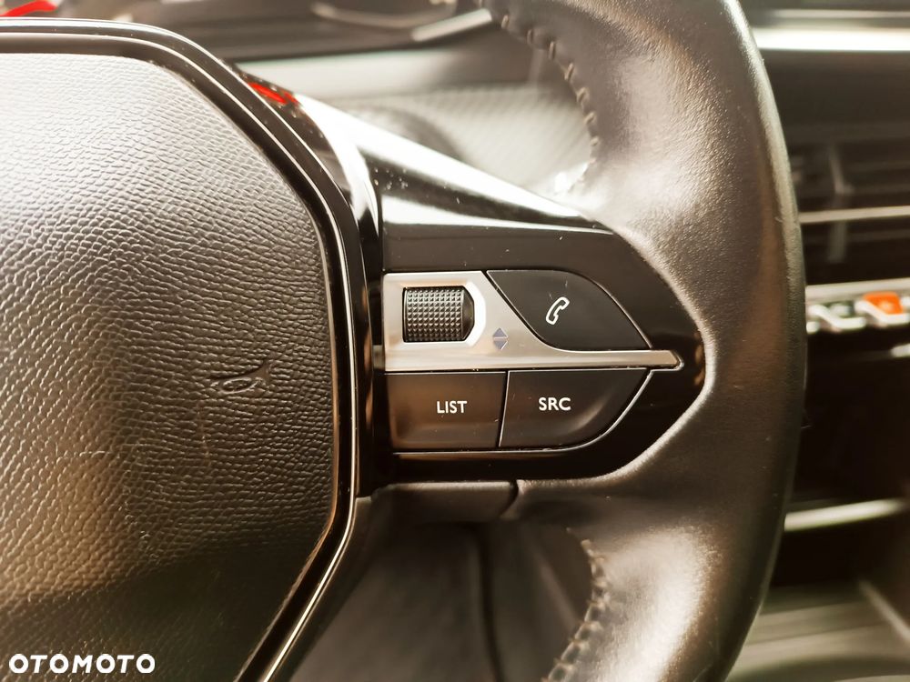 Peugeot 208 PureTech 75 Active Pack - 34