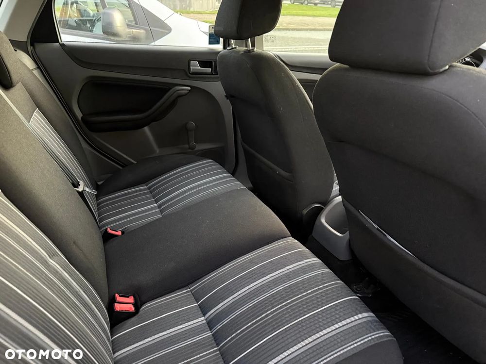 Ford Focus 1.8 TDCi Amber X - 5