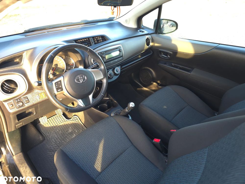 Toyota Yaris 1.0 Luna - 20