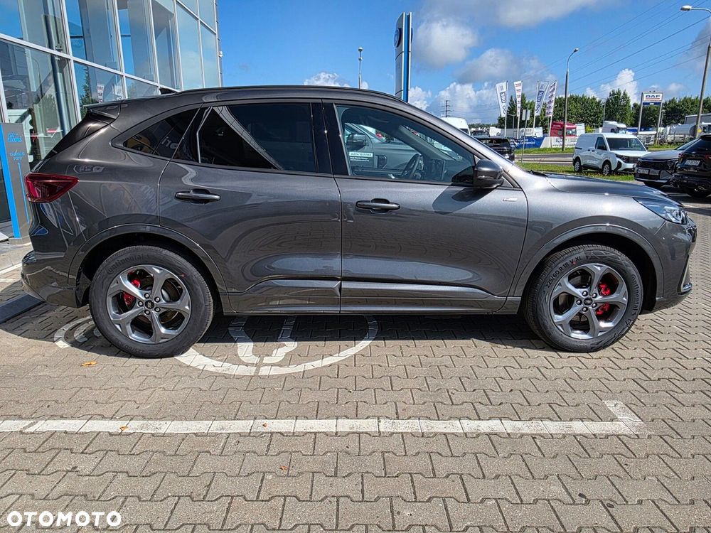 Ford Kuga - 8