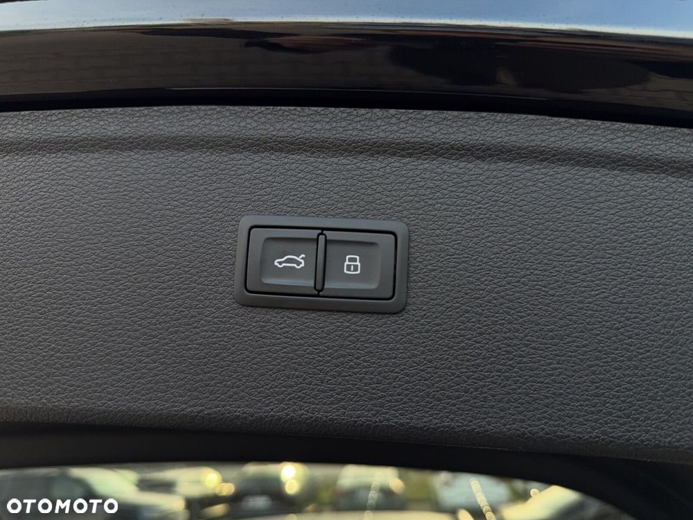 Audi Q5 55 TFSI e Quattro S Line S tronic - 35