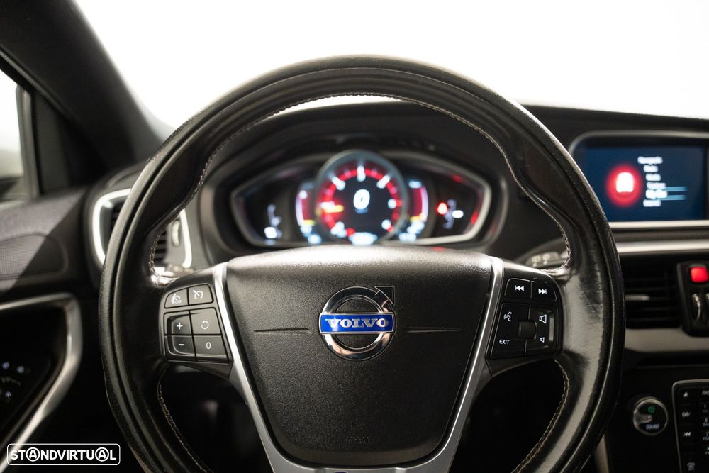 Volvo V40 2.0 D4 R-Design - 8