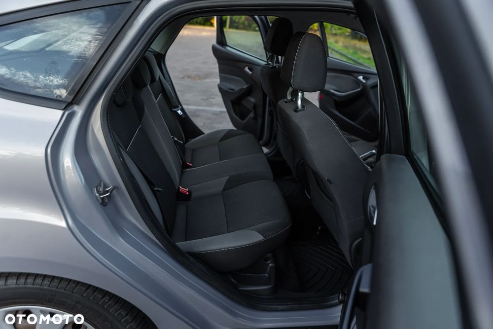 Ford Focus - 31