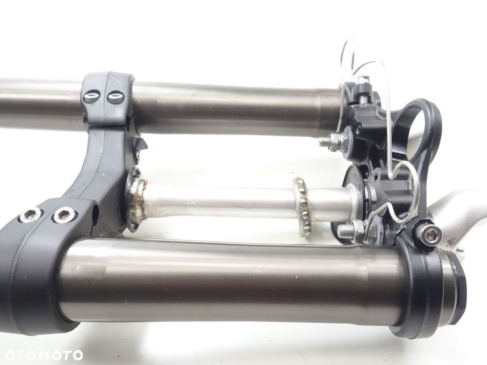 Zawieszenie przód lagi komplet Triumph Street Triple 765 23+ - 11