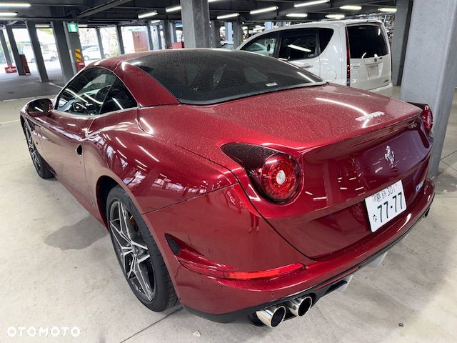 Ferrari California T - 15