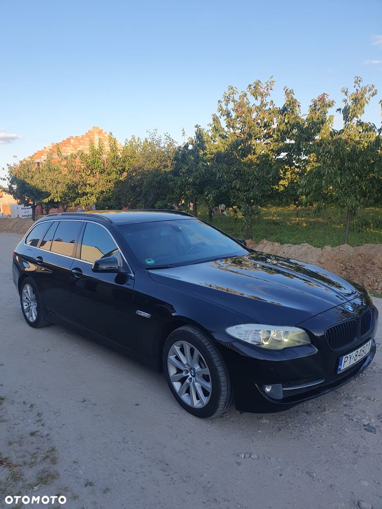 BMW 5 2011 photo 3
