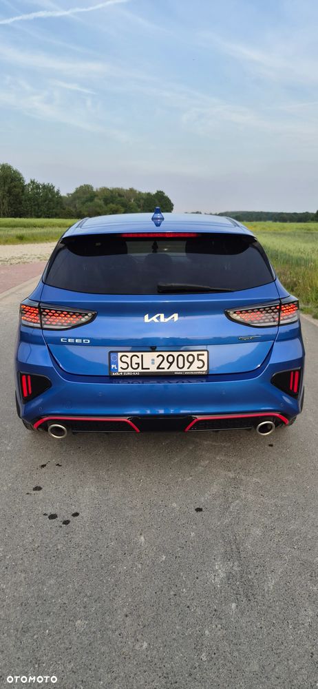 Kia Ceed - 13
