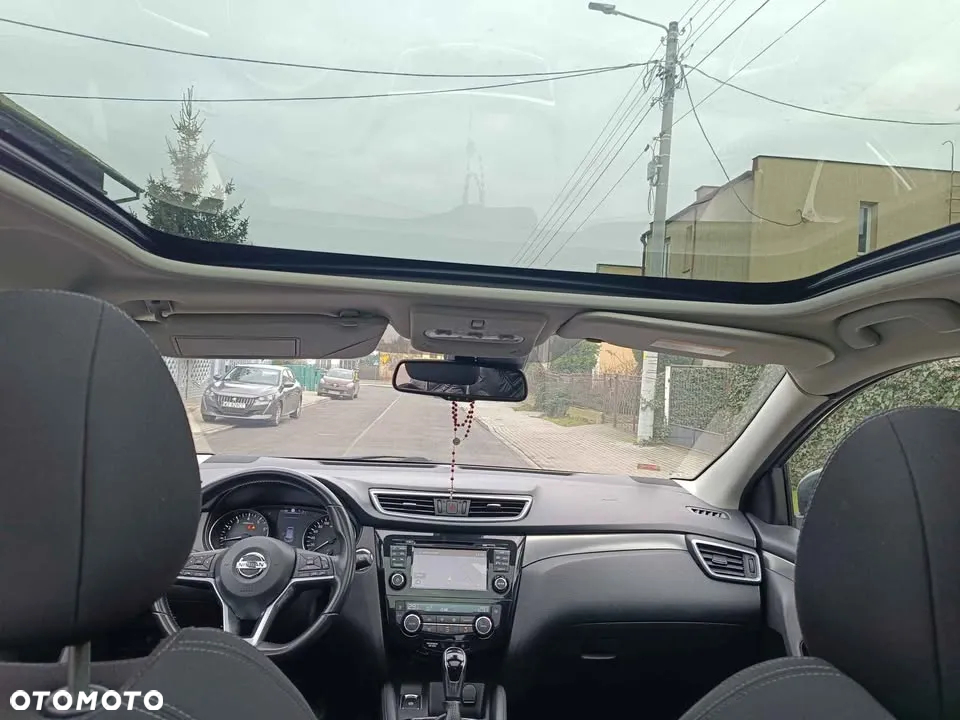 Nissan Qashqai 1.2 DIG-T N-Connecta Xtronic EU6 - 13