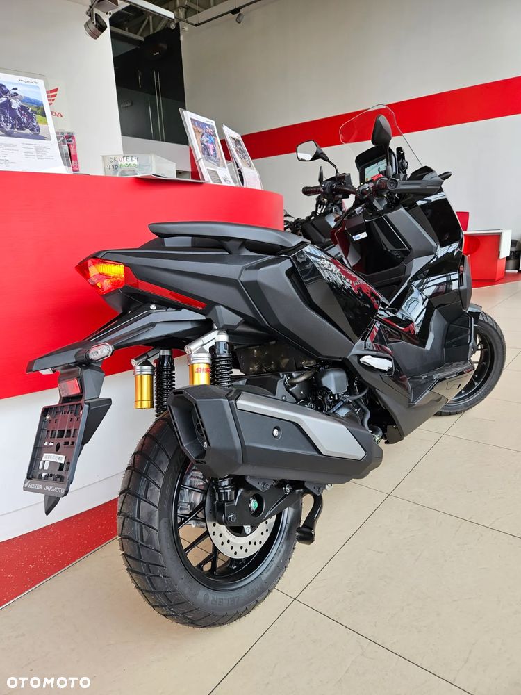 Honda ADV350 - 9