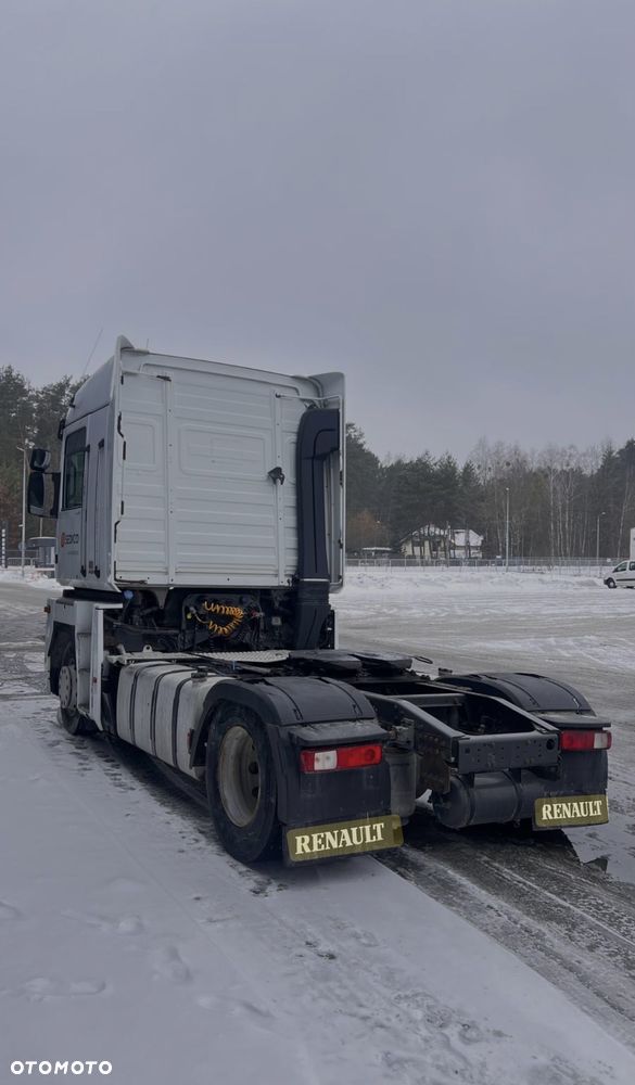 Renault Magnum 460 DXI - 2