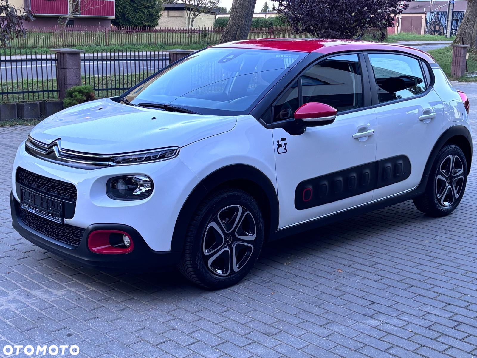 Citroën C3 Pure Tech 83 S&S ELLE - 2
