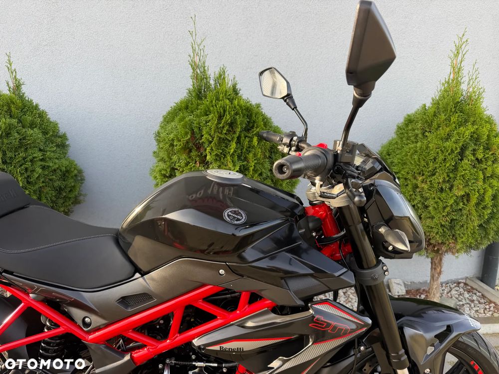 Benelli BN 125 - 40