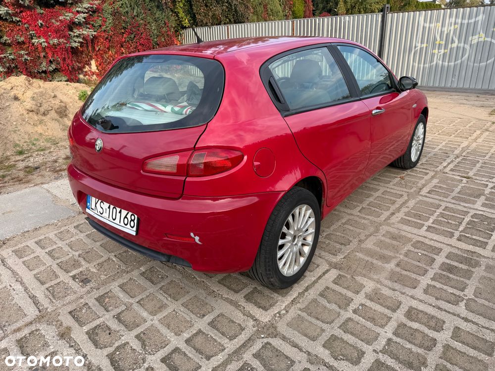 Alfa Romeo 147 - 3
