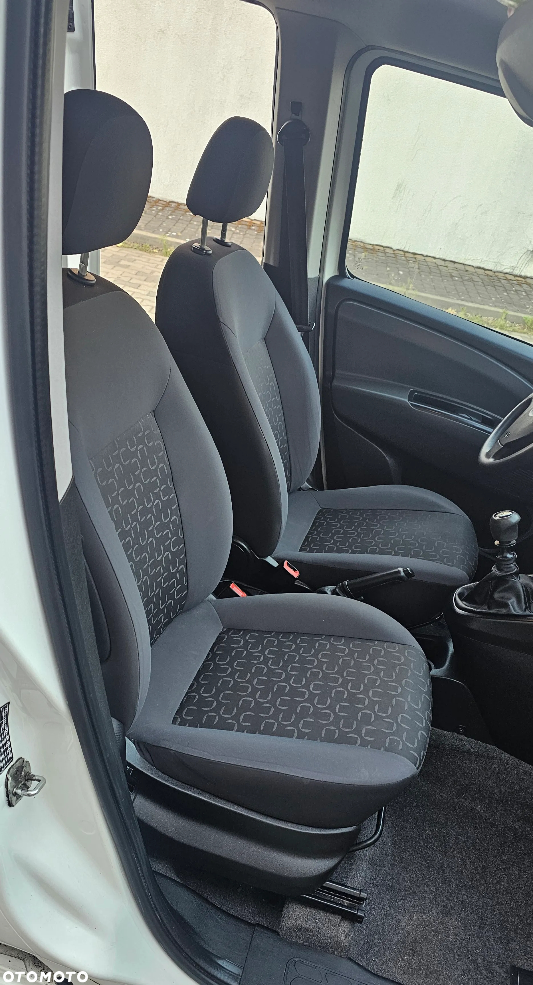Fiat Doblo 1.4 16V Active - 16