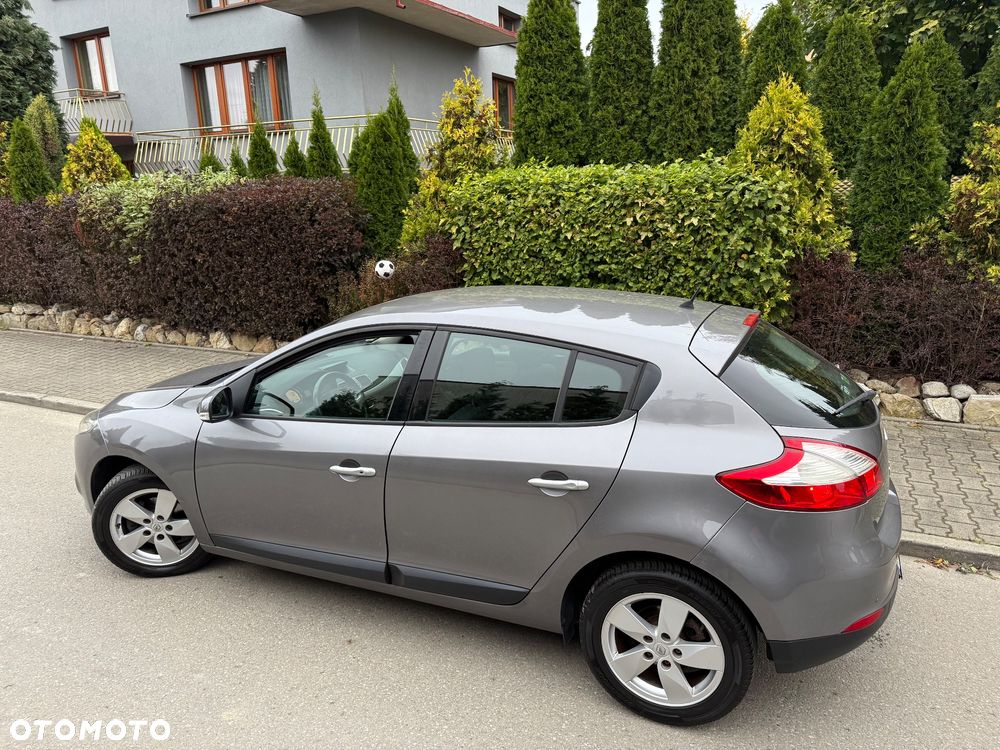 Renault Megane 1.6 16V 110 Dynamique - 8