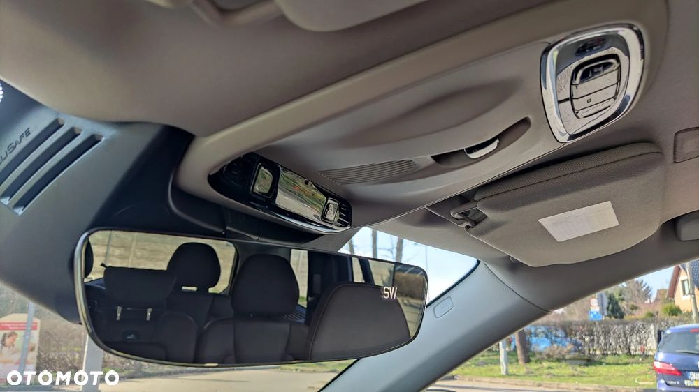 Volvo XC 90 T6 GPF AWD Momentum 7os - 37