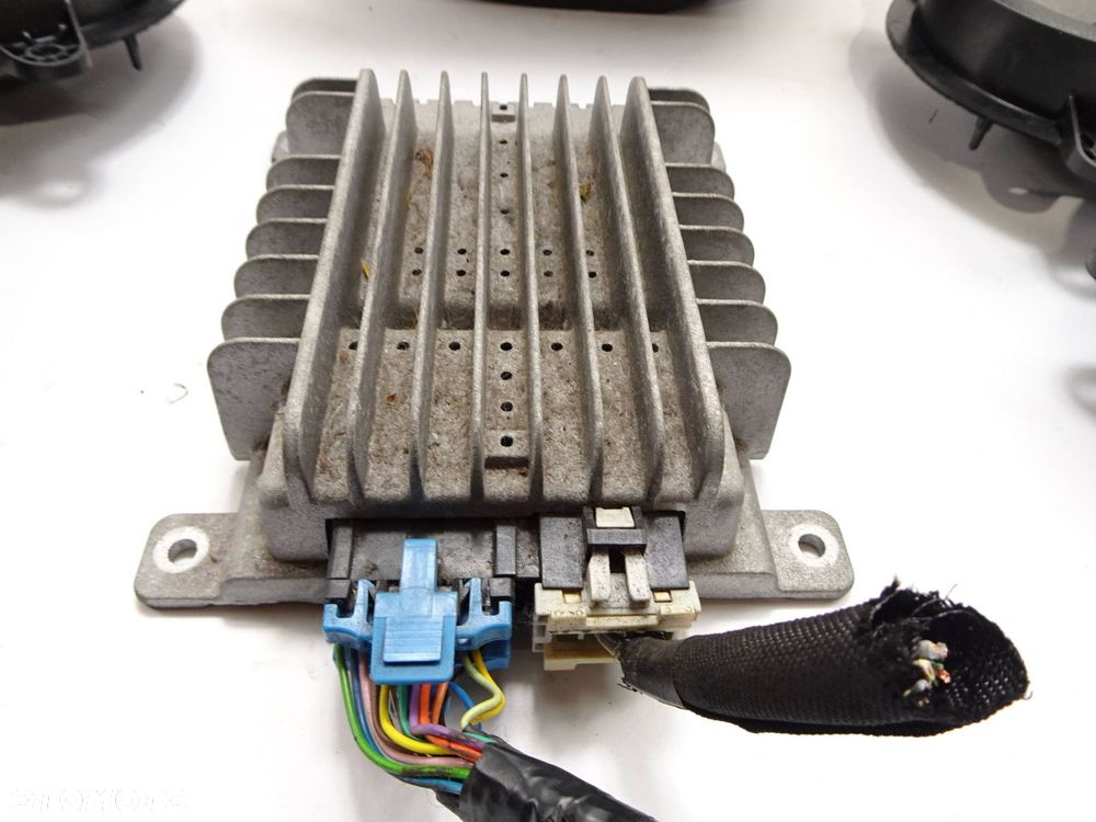 subwoofer głośniki wzmacniacz kpl. nissan qashqai j10 06-13 r. - 8