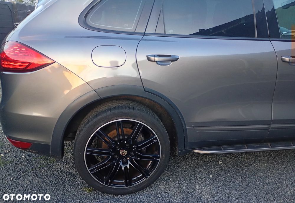 Porsche Cayenne - 25