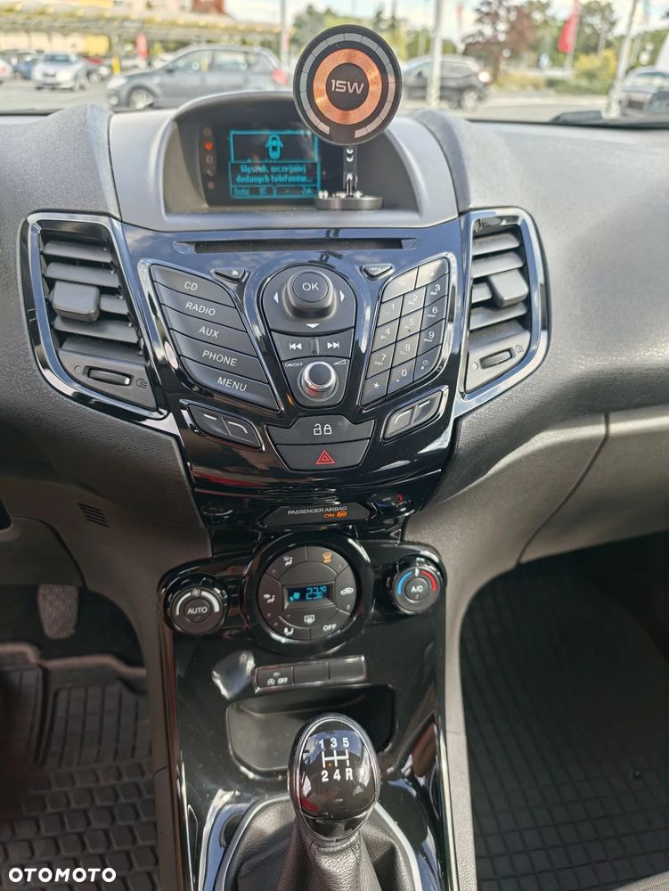 Ford Fiesta 1.0 EcoBoost Trend - 14
