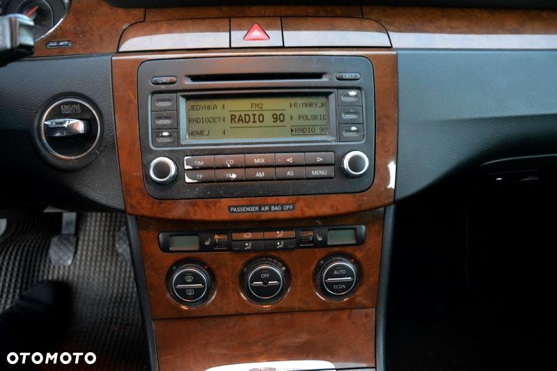 Volkswagen Passat 2.0 TDI Comfortline - 6