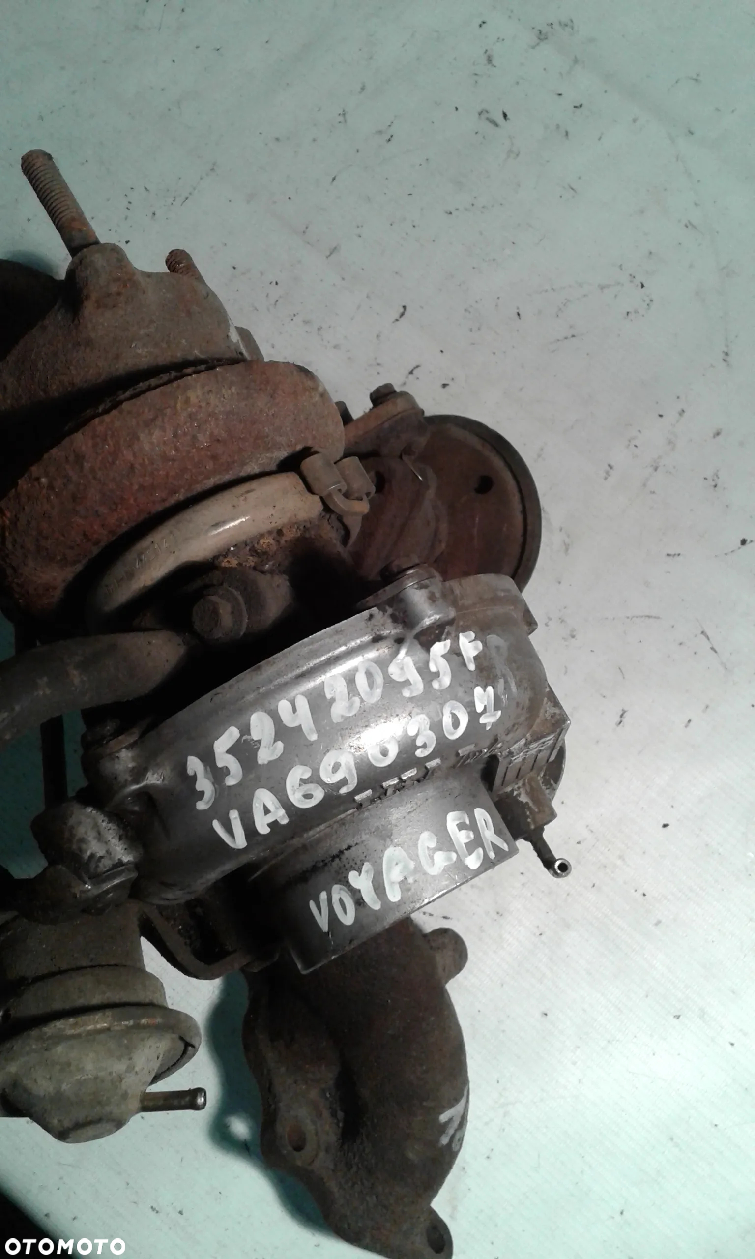 VOYAGER IV 2.5 2.8 CRD 143 150KM TURBINA 35242095F - 2