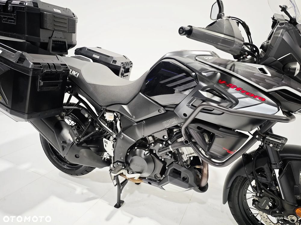 Suzuki V-STROM - 9