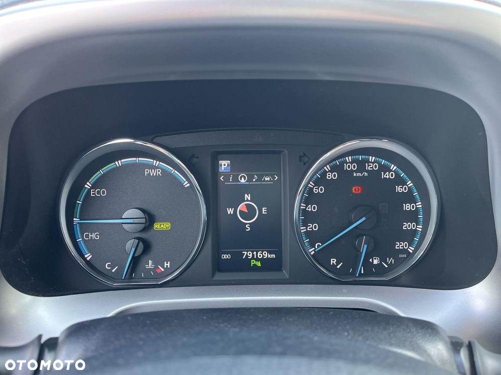 Toyota RAV4 Hybrid Premium 4x4 - 17
