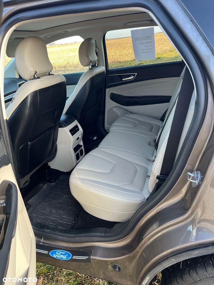 Ford Edge - 15