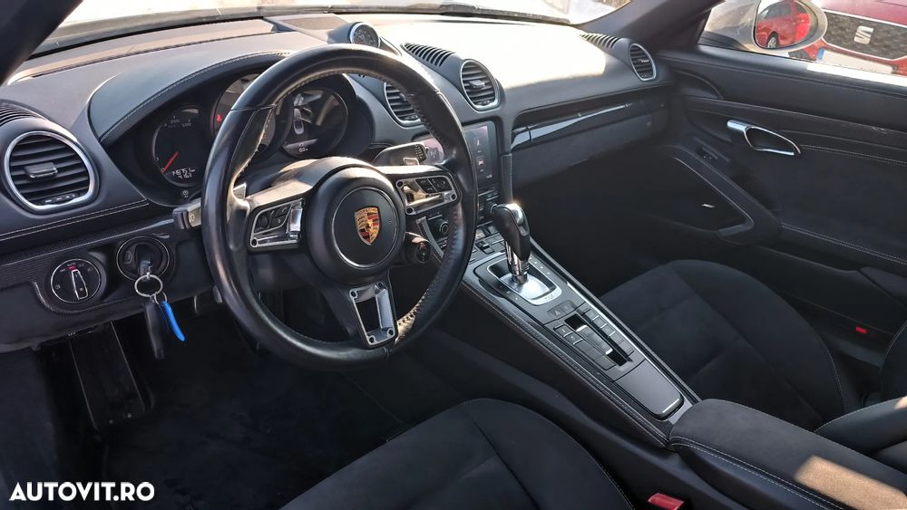 Porsche Boxster 718 GTS PDK - 11