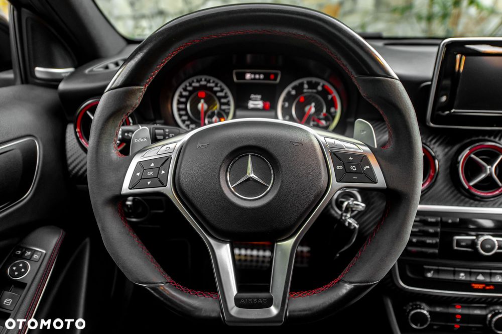 Mercedes-Benz Klasa A 45 AMG 4Matic AMG Speedshift 7G-DCT Edition 1 - 27