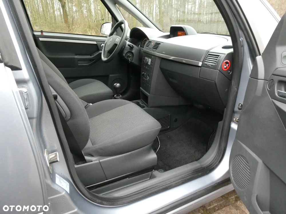 Opel Meriva 1.6 16V Edition - 10