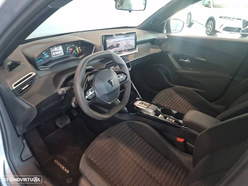 Peugeot e-2008 54 kWh Active - 9