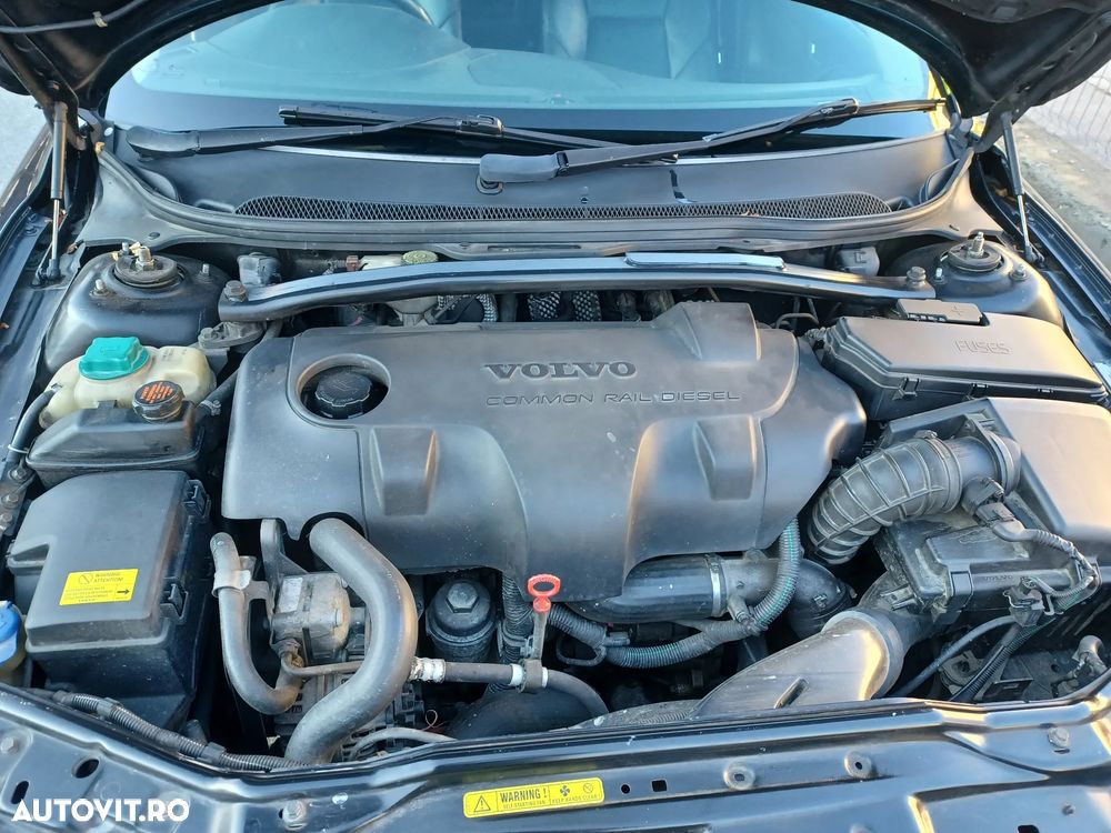 Volvo S60 D5 Momentum - 2