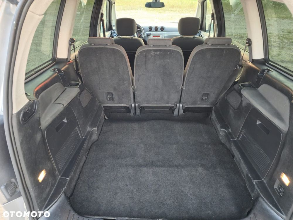 Ford Galaxy - 4