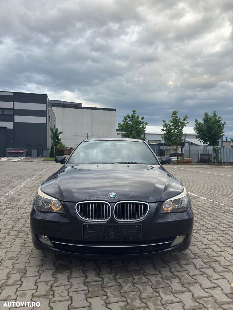 BMW Seria 5 530xd Aut. - 1