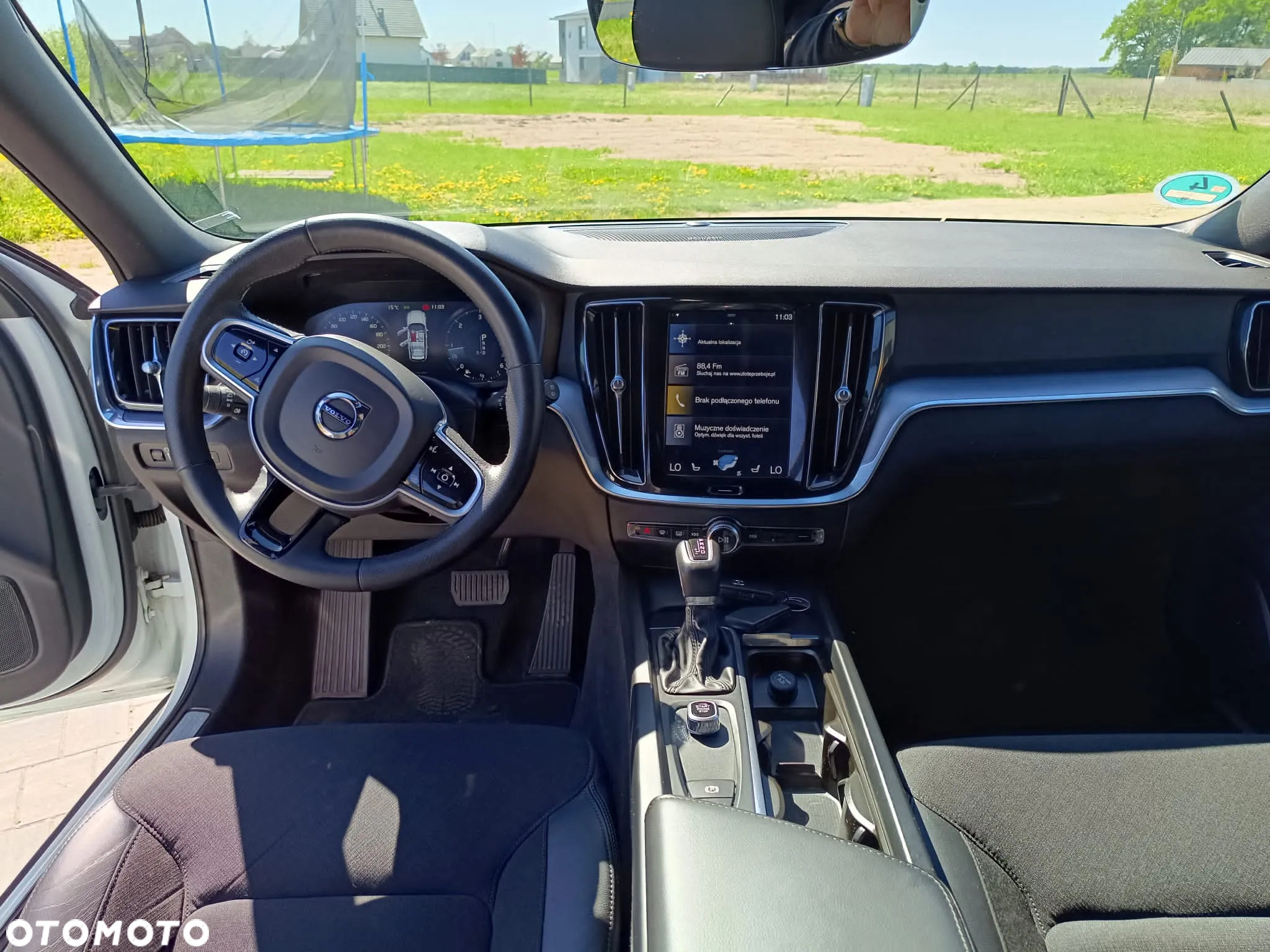 Volvo V60 D4 AWD Geartronic Momentum Pro - 27