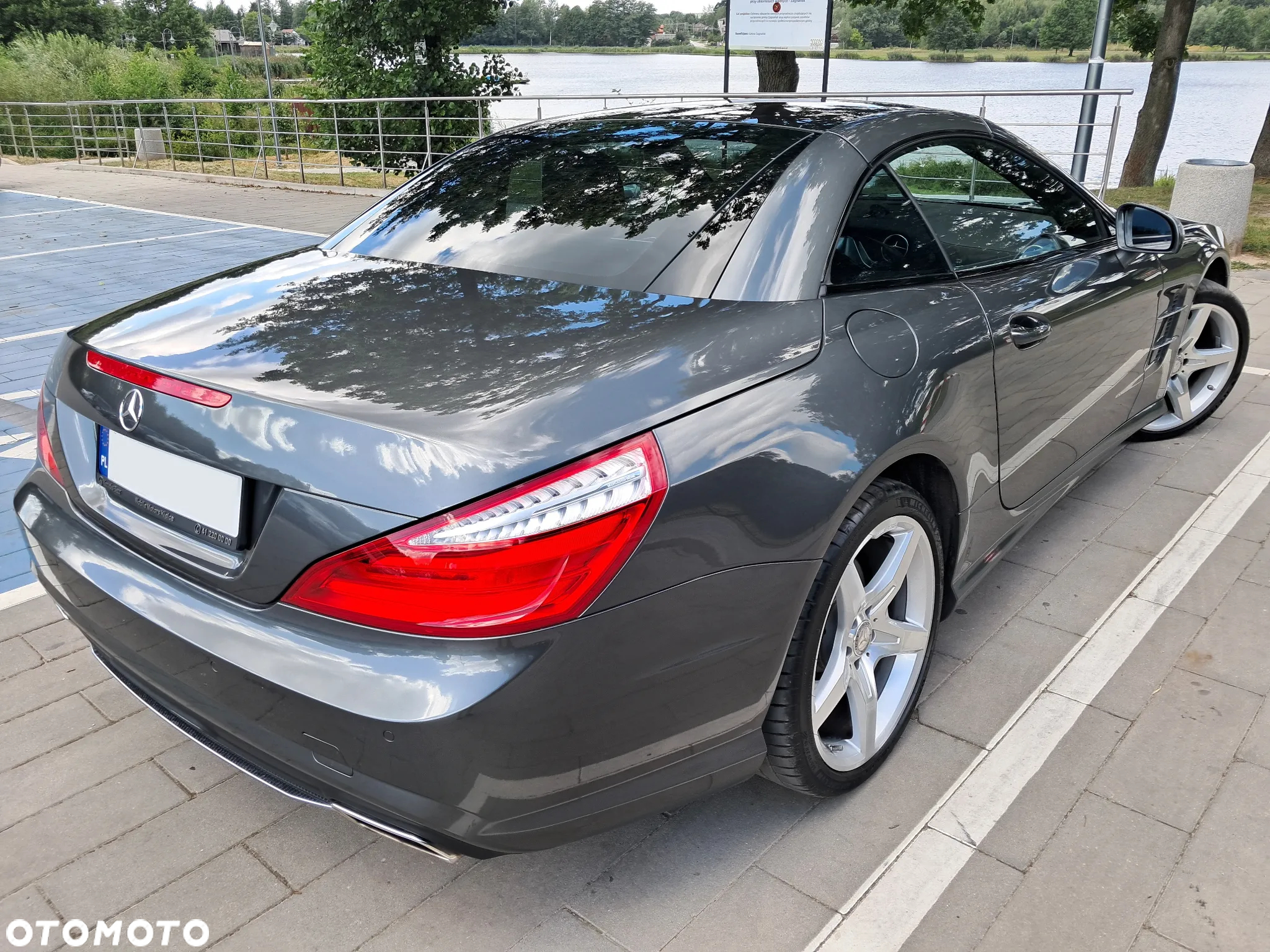 Mercedes-Benz SL - 10