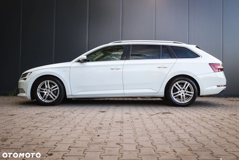 Skoda Superb 2.0 TDI 4x4 L&K DSG - 4