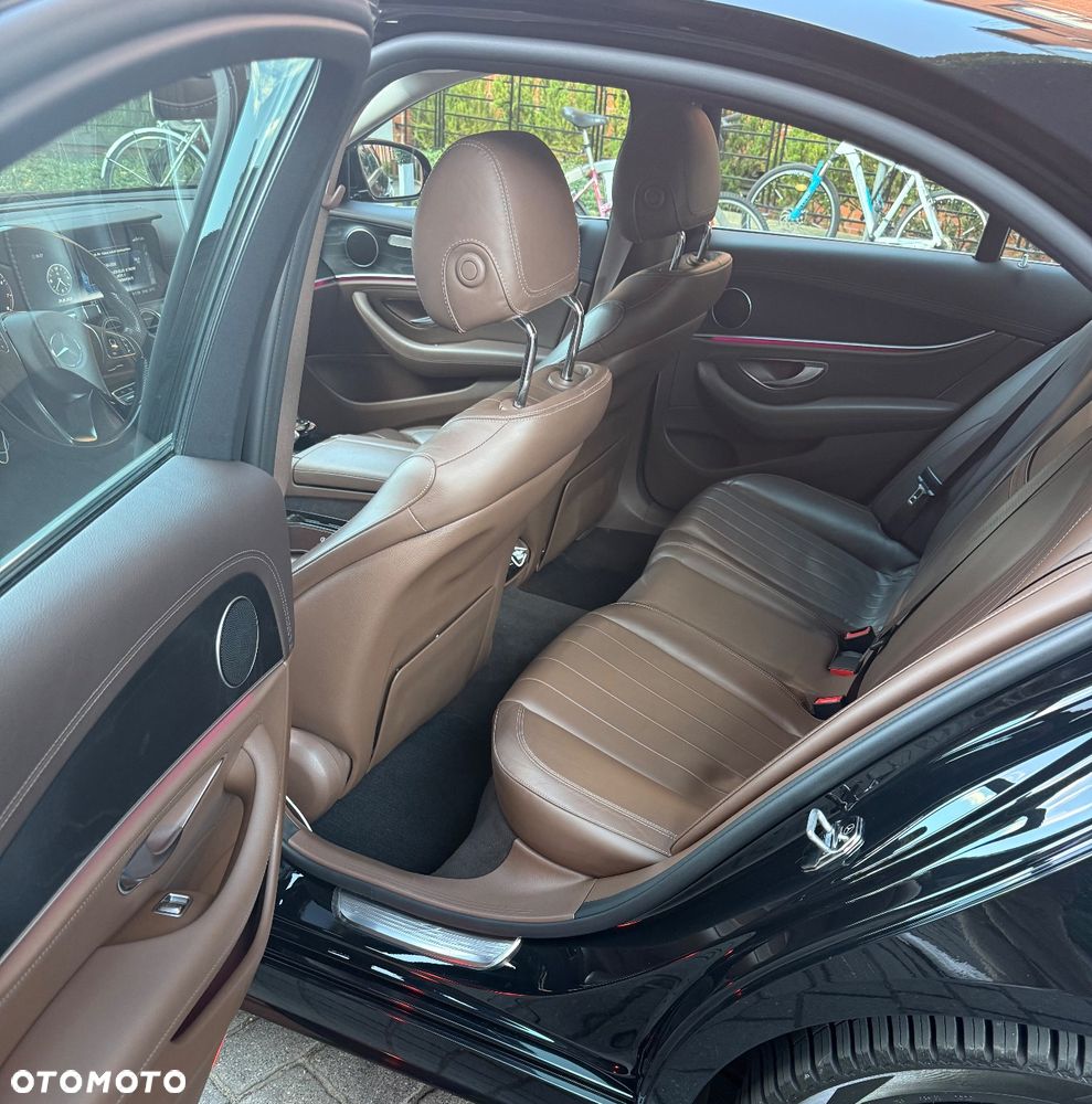 Mercedes-Benz Klasa E 400 4-Matic Avantgarde - 8