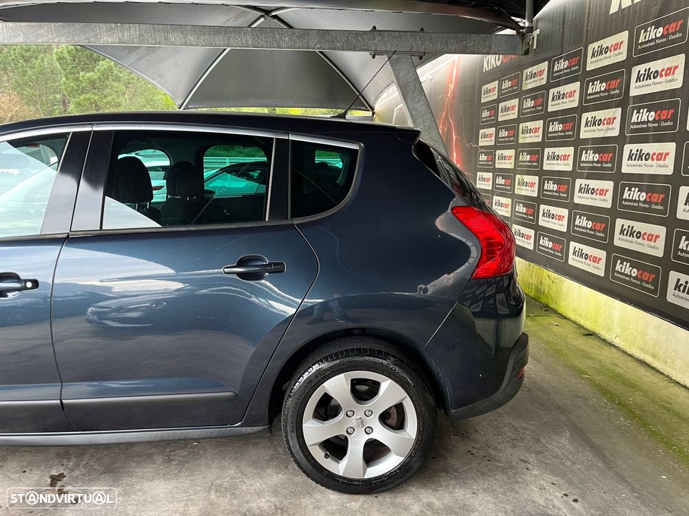 Peugeot 3008 1.6 e-HDi Allure CMP6 - 12