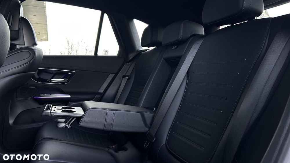 Mercedes-Benz GLC - 30