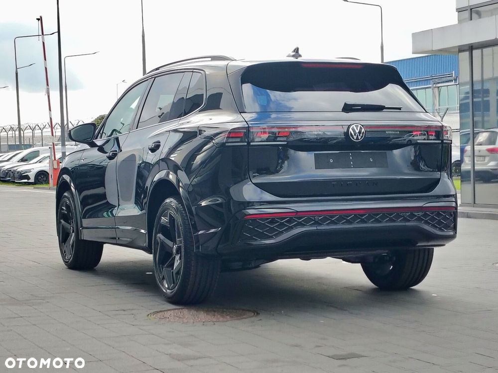 Volkswagen Tiguan - 5